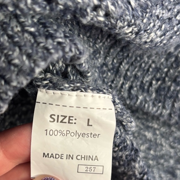 Women's Gray Sweater - Picture 2 of 3